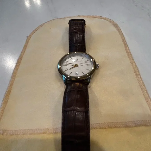 Maurice Lacroix Les Classiques Watch 38mm Silver Gold Tone Date (£1,600 MSRP!)